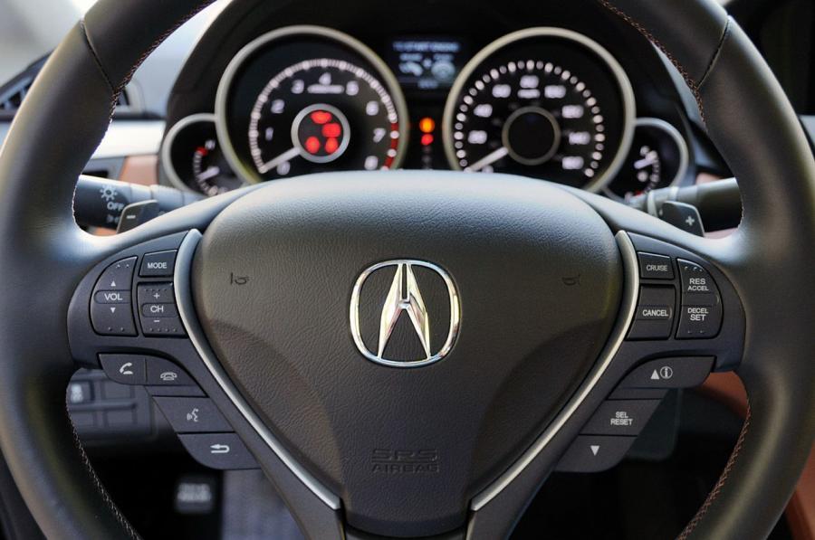 Панель приборов Acura ZDX (YB1) 2009 года  (фото 39 из 200)